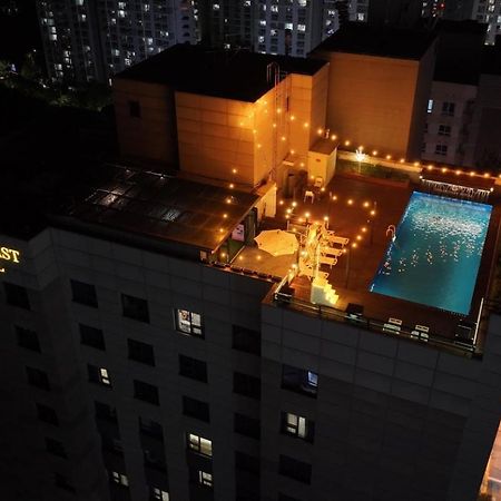 Gold Coast Hotel Incheon Exterior photo